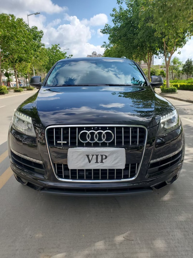 中山11年奥迪Q71