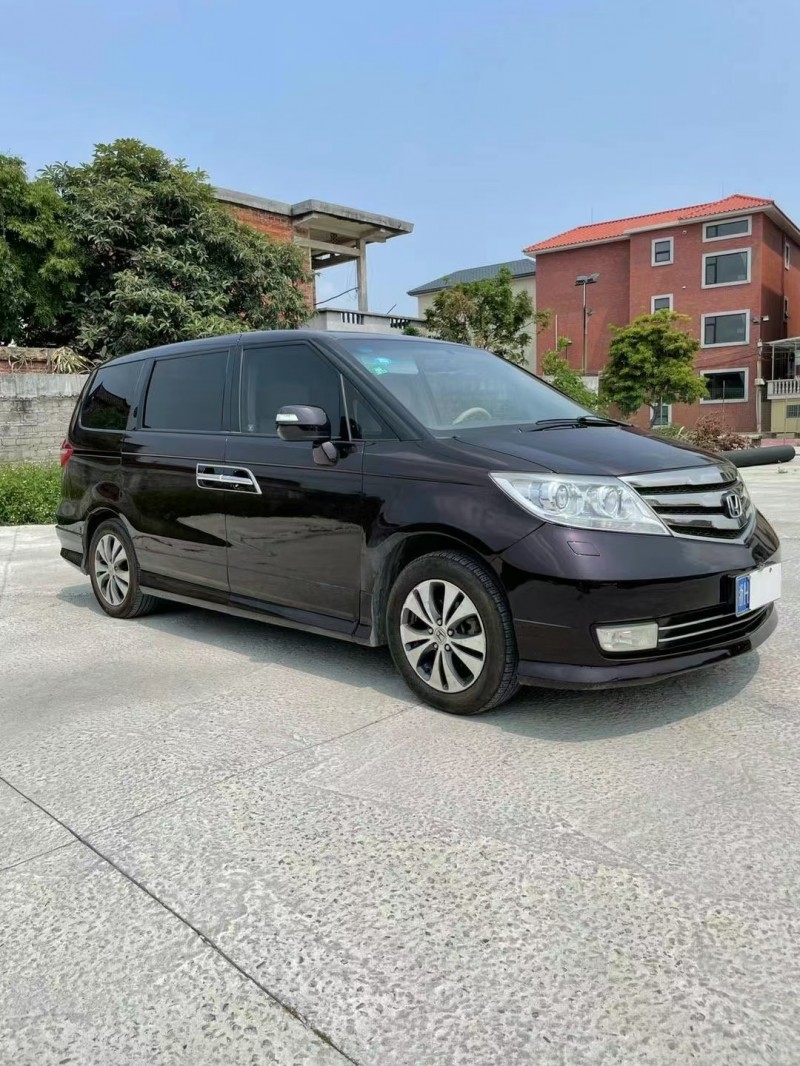 佛山14年本田艾力绅2