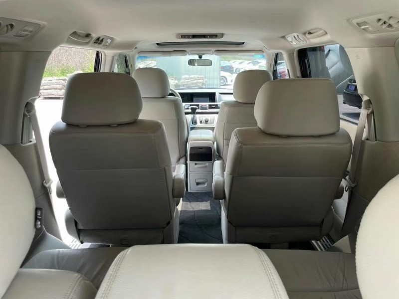 佛山14年本田艾力绅8