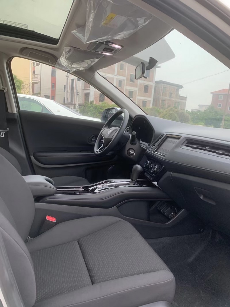 佛山20年本田缤智7