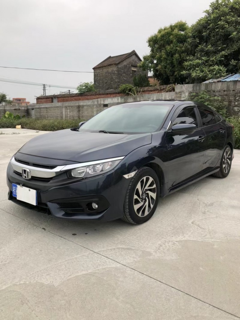 佛山17年本田思域2