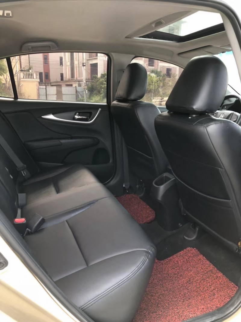 佛山16年本田凌派8