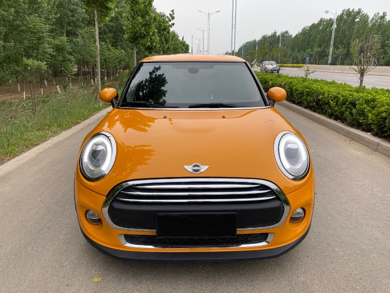 16年宝马mini抵押车出售报价 图片 抵押车交易网