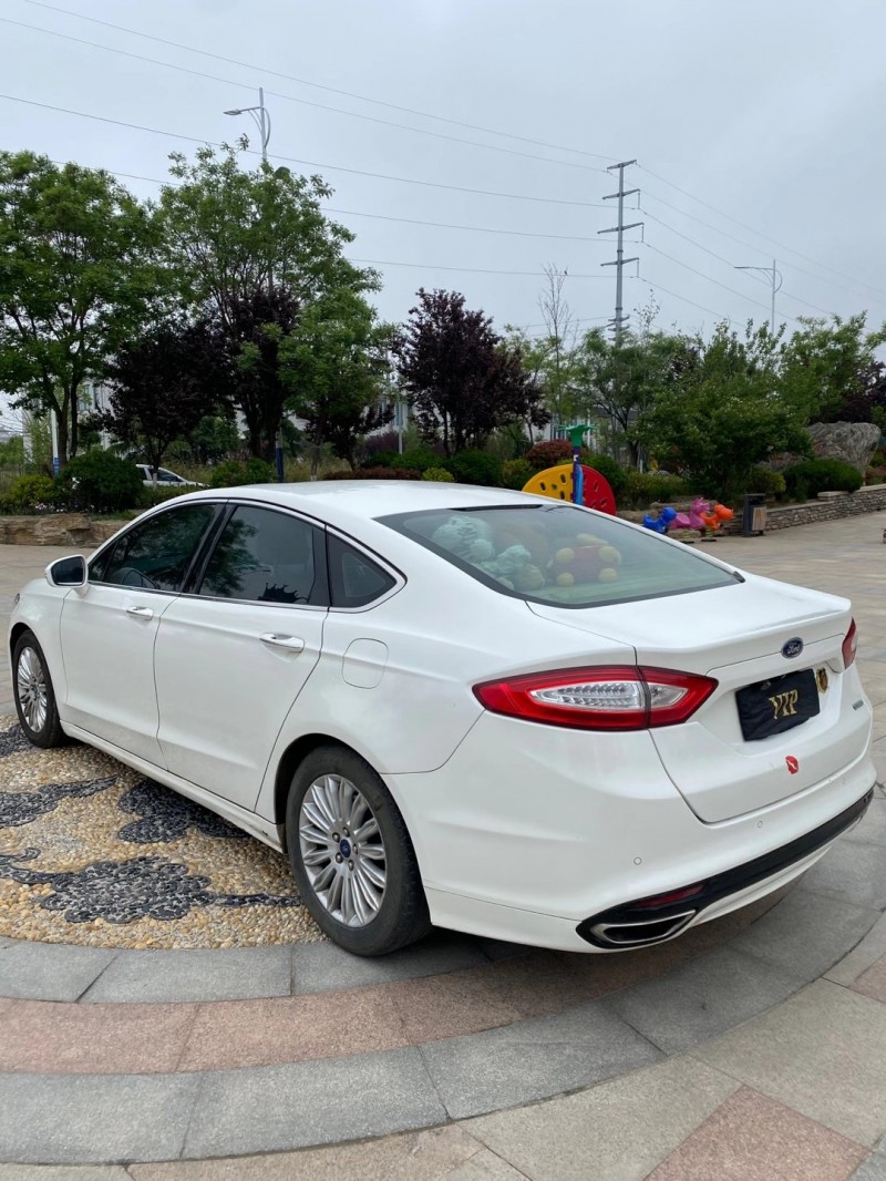 青岛14年福特蒙迪欧7