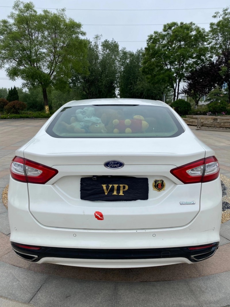 青岛14年福特蒙迪欧9