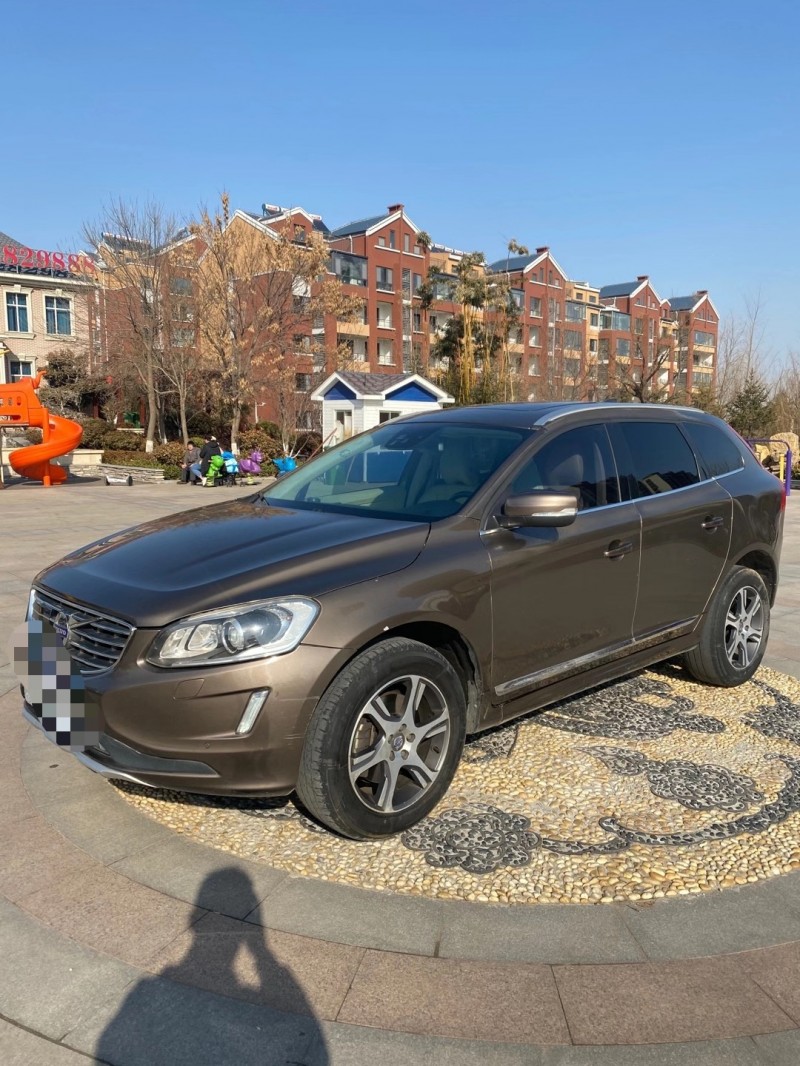 青島13年沃爾沃XC602