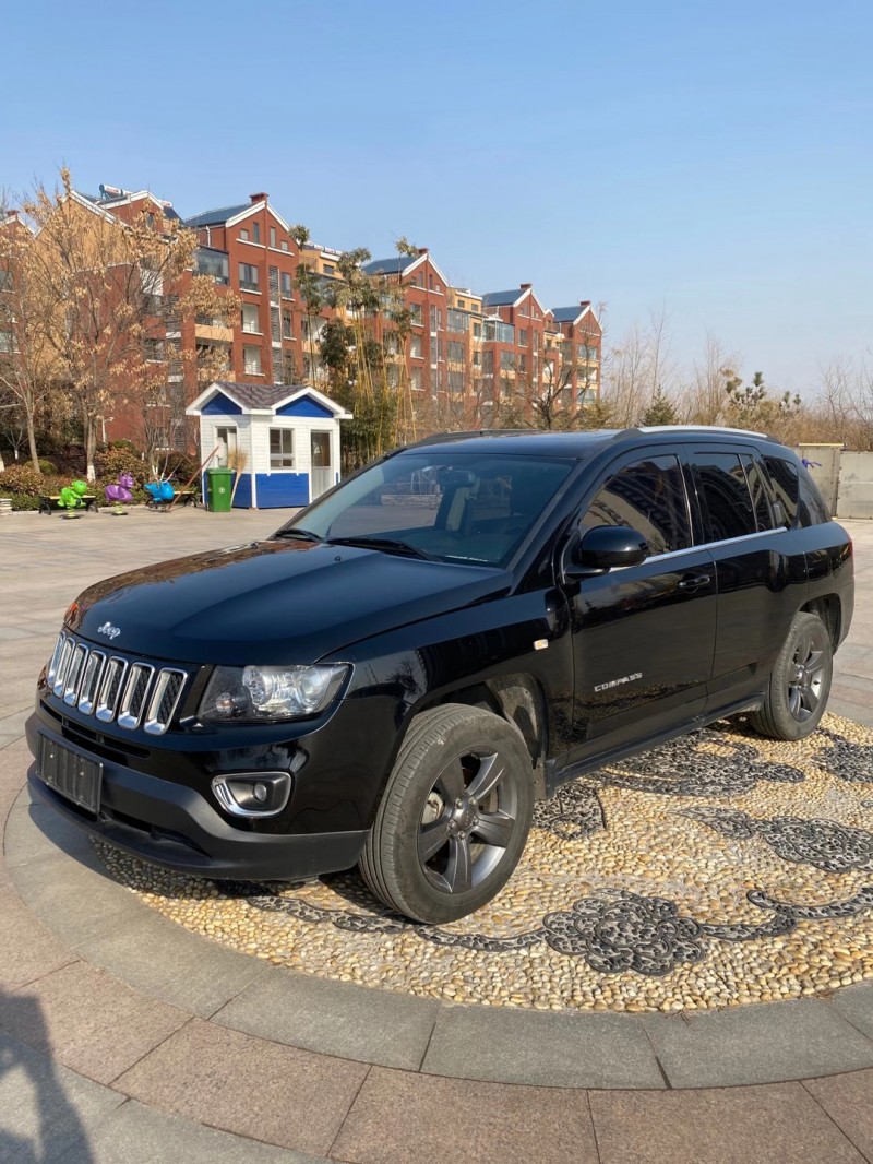 青島16年Jeep指南者6