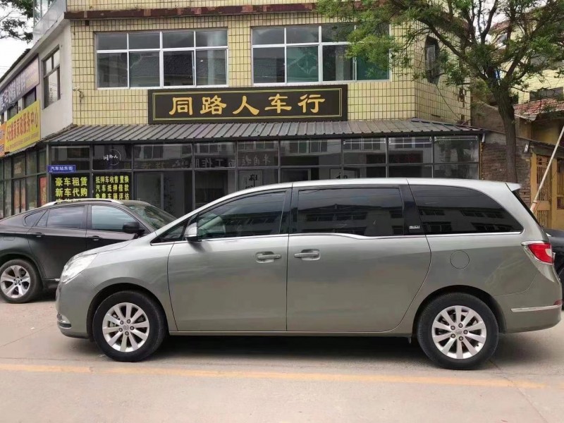 枣庄13年别克GL82