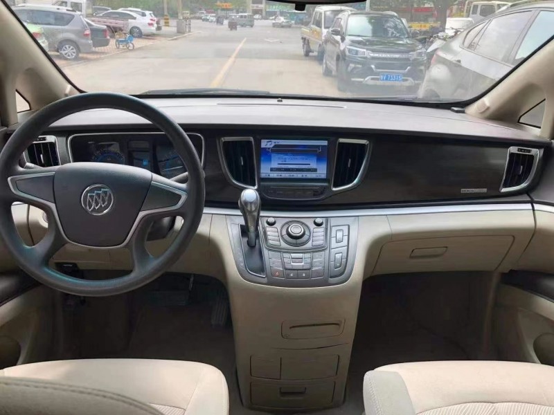 枣庄13年别克GL84