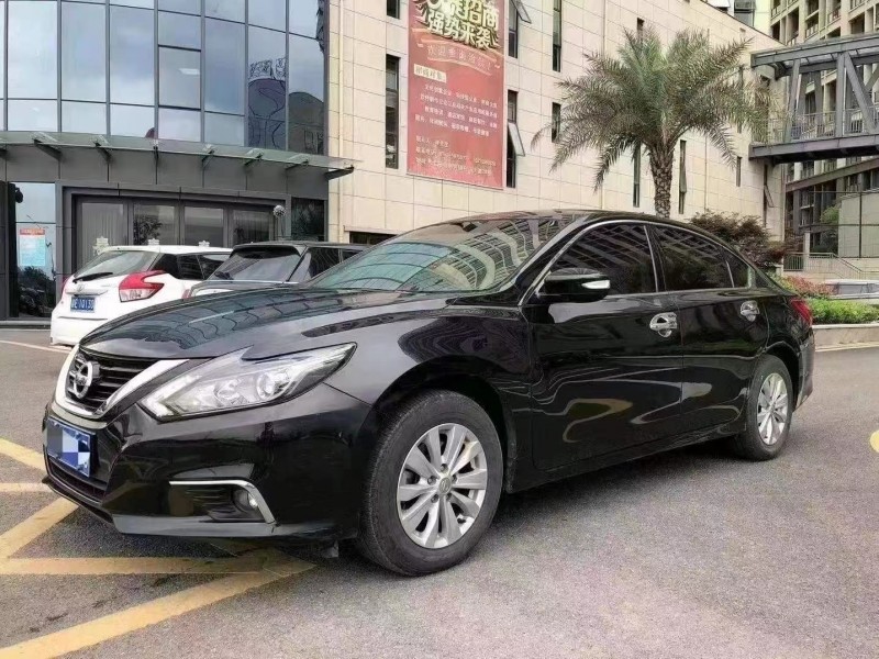 上饒18年日產天籟3