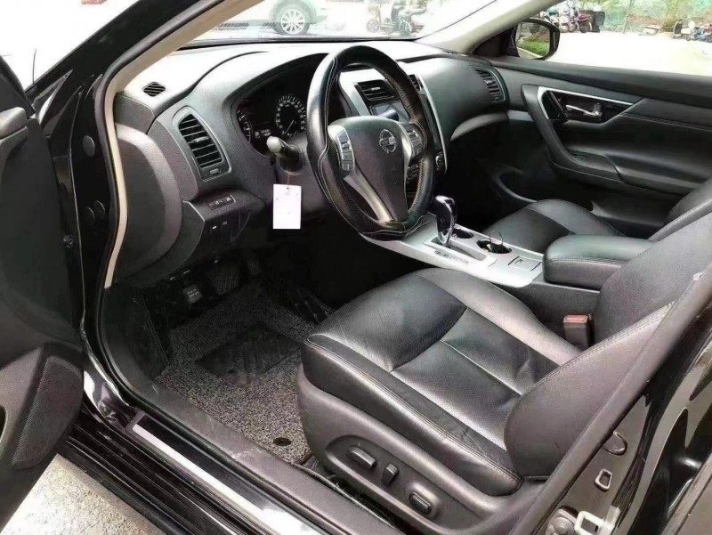 上饒18年日產天籟4