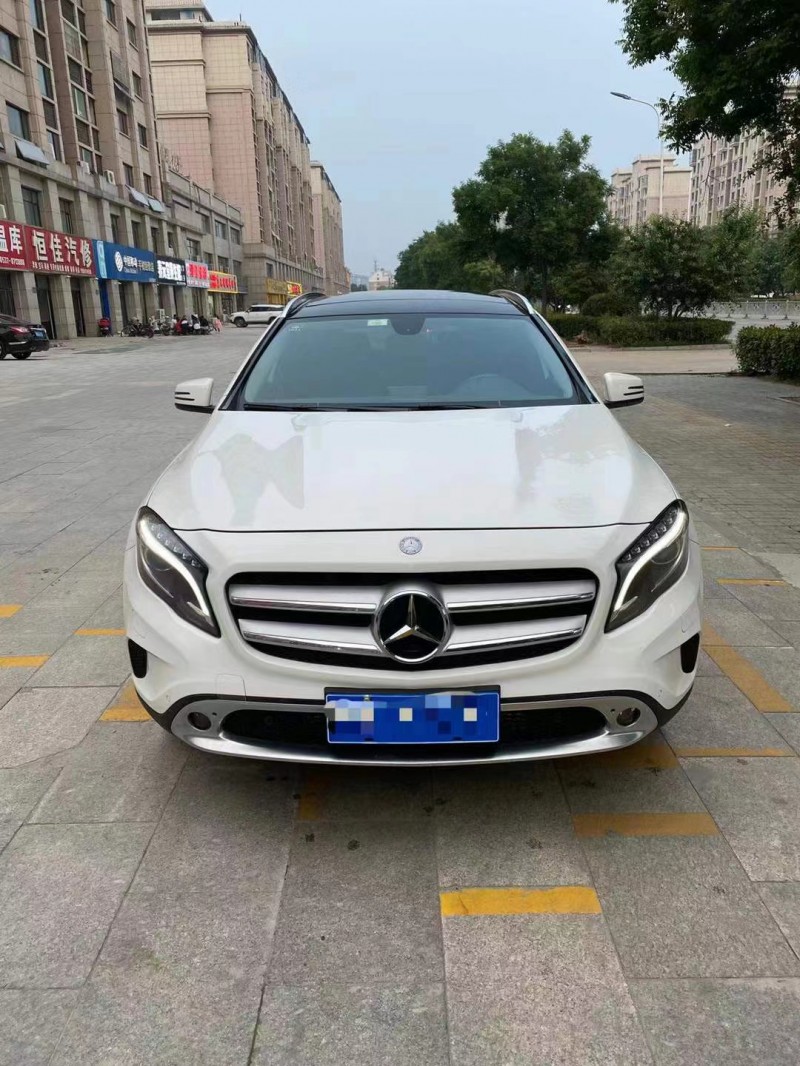 潍坊15年奔驰GLA1