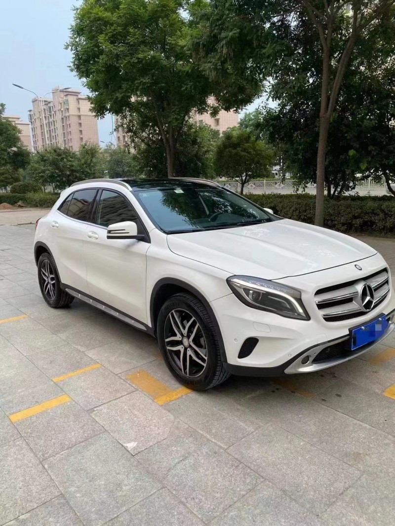 潍坊15年奔驰GLA2
