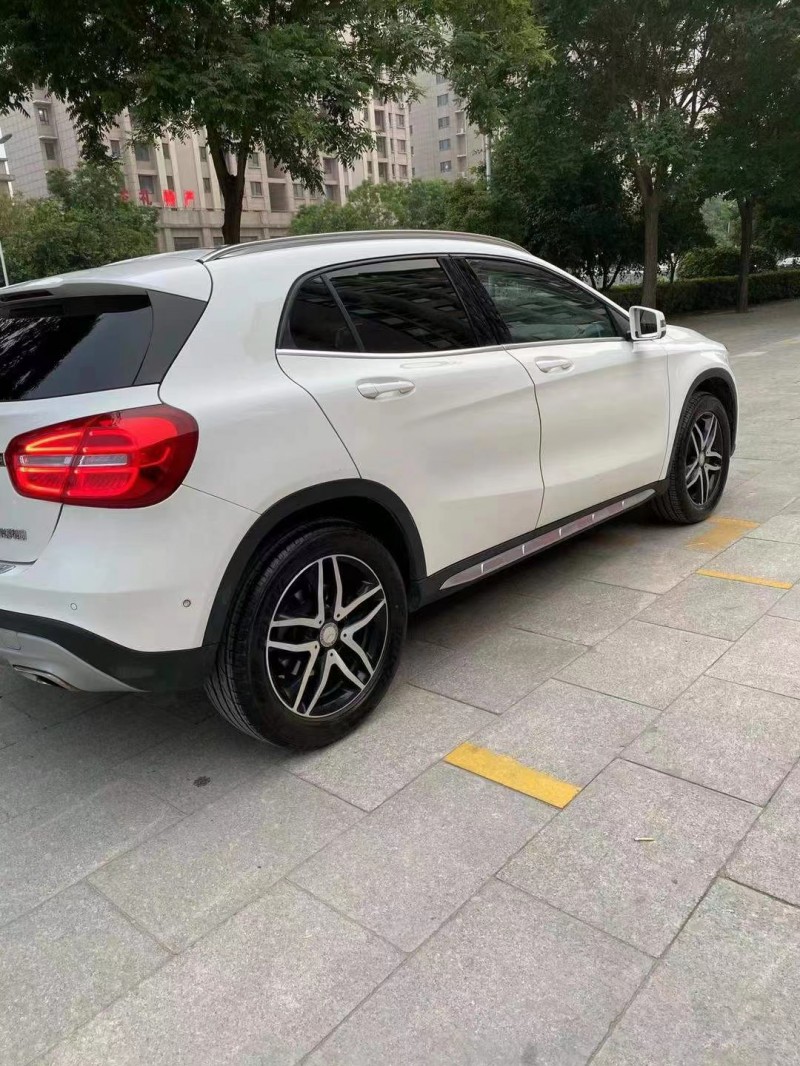 潍坊15年奔驰GLA8