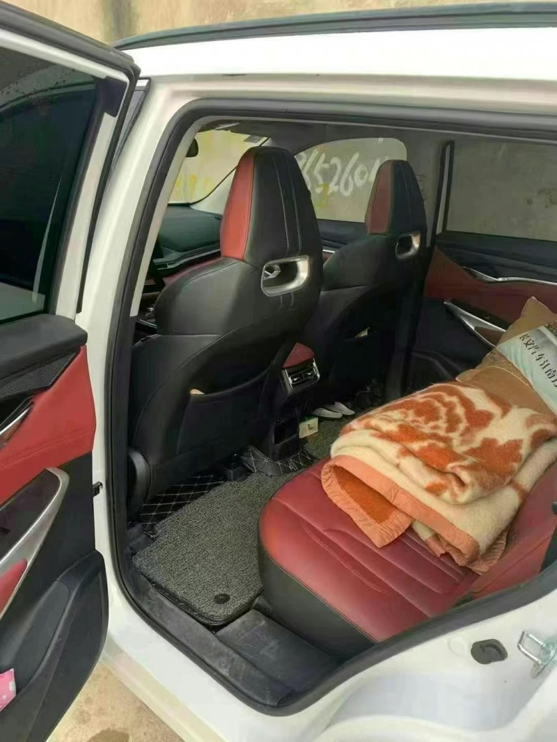 保定20年长安汽车CS752