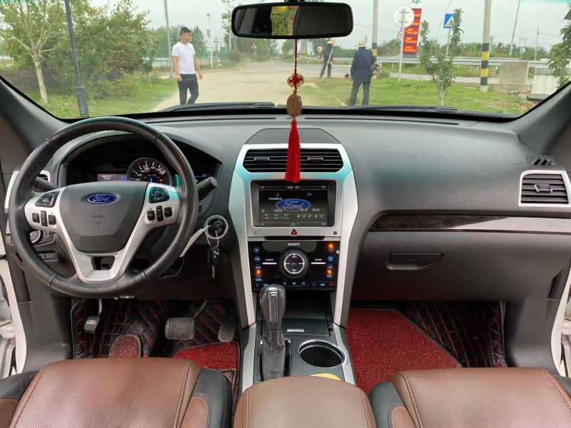 徐州14年福特探险者4