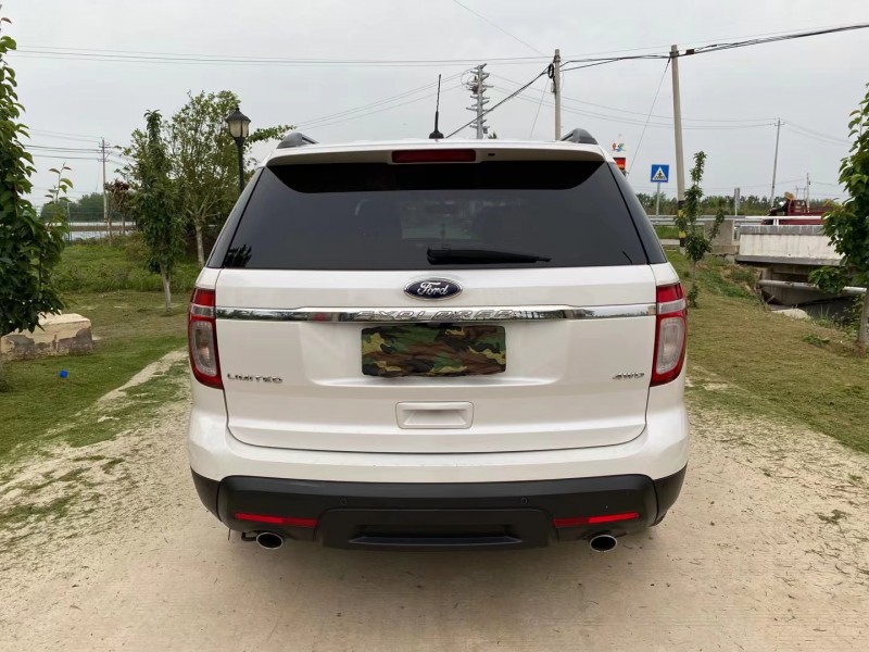 徐州14年福特探险者1