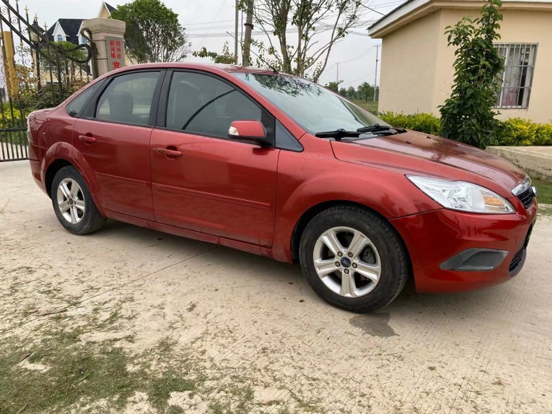 徐州10年福特福克斯7