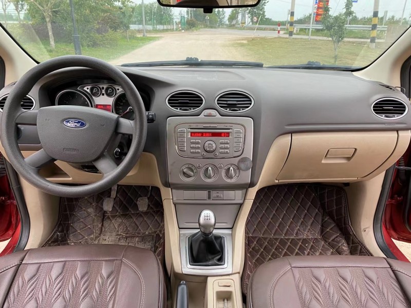 徐州10年福特福克斯4