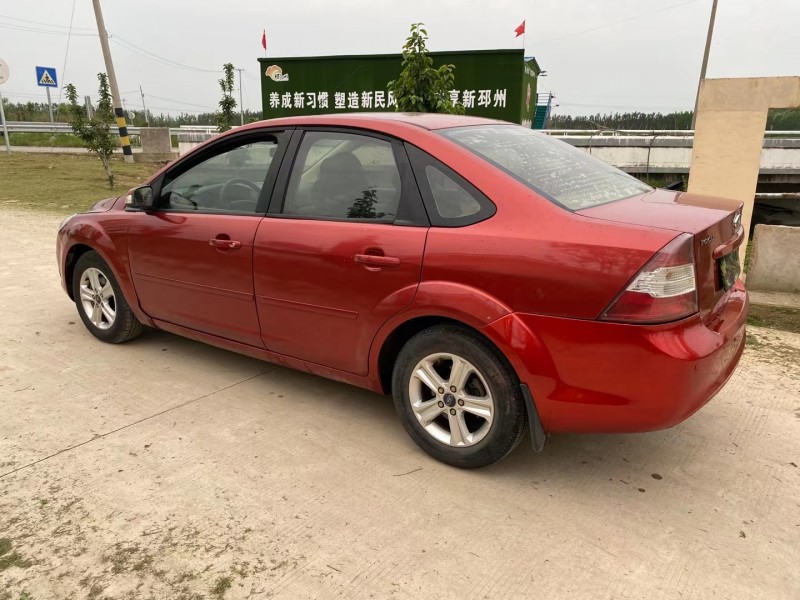 徐州10年福特福克斯2