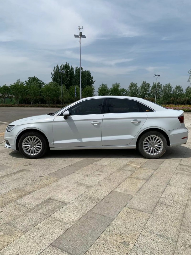 枣庄16年奥迪A32