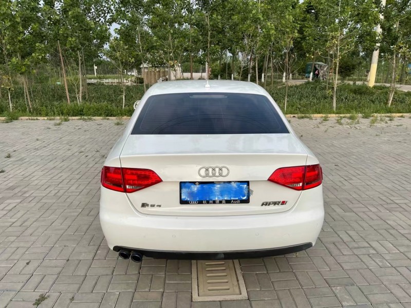 徐州11年奥迪A4L5