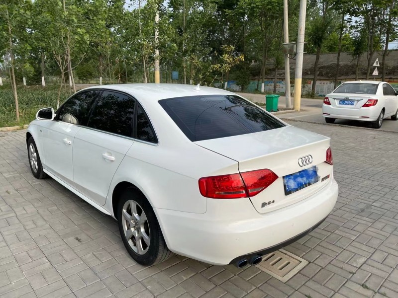 徐州11年奥迪A4L7