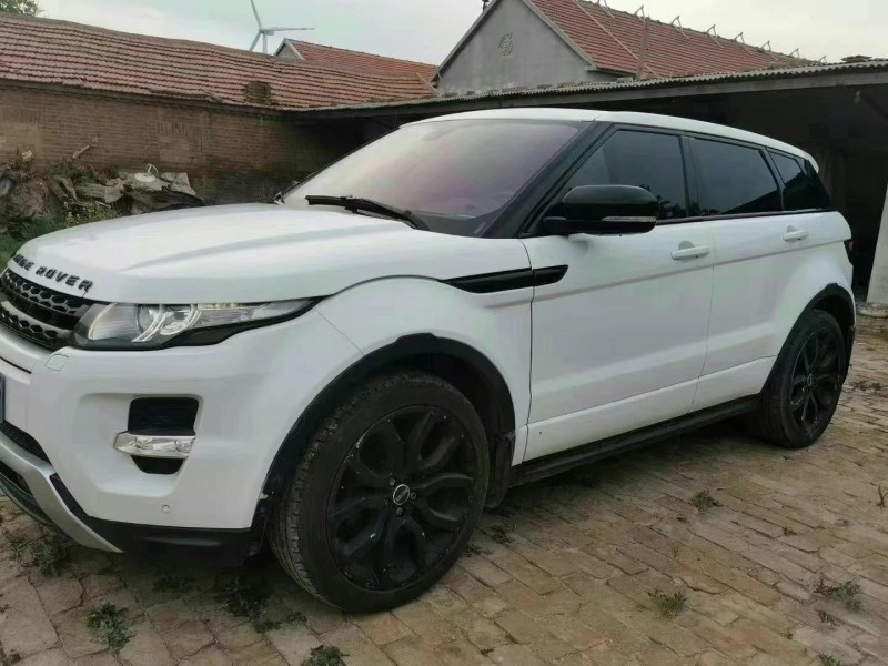 东营12年路虎极光3