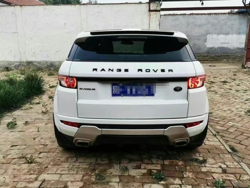 东营12年路虎极光9