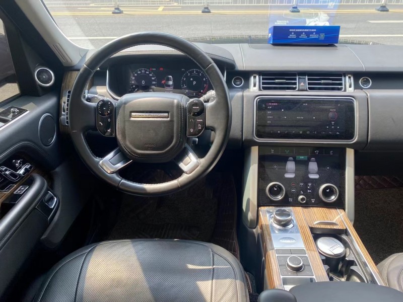 广州18年路虎揽胜行政5