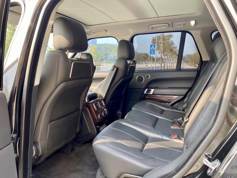 广州18年路虎揽胜行政8