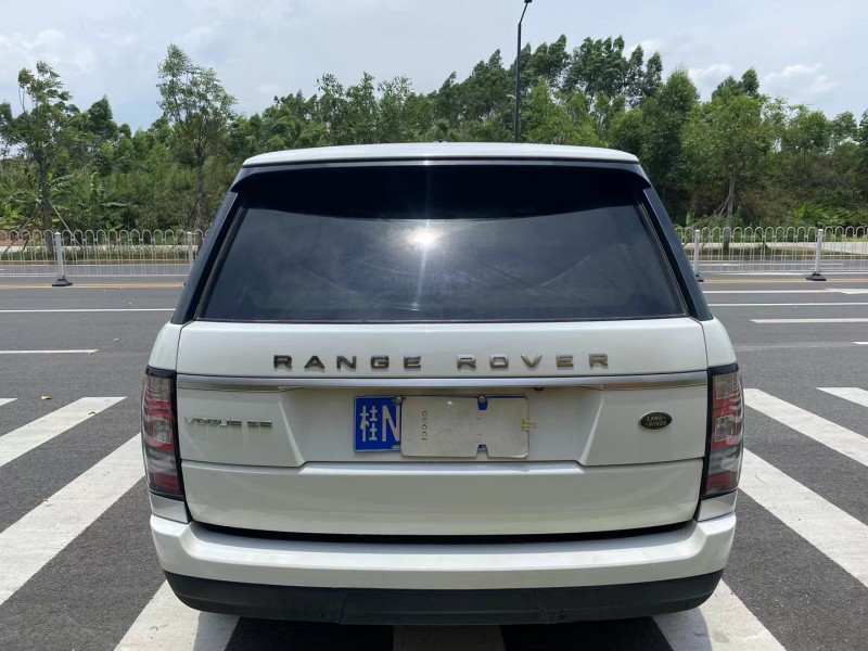 广州18年路虎揽胜行政9