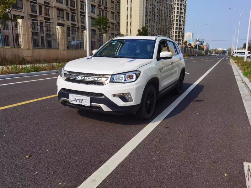 蘇州16年長安汽車CS758