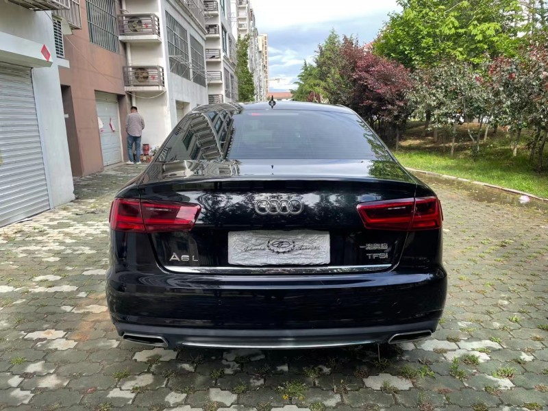 青岛17年奥迪A6L4