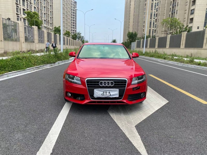 蘇州11年奧迪A4L8
