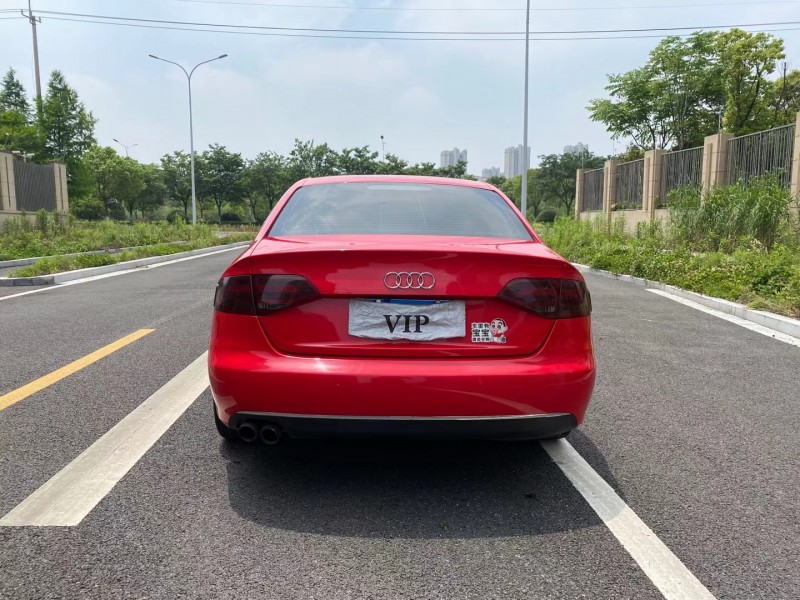 蘇州11年奧迪A4L2