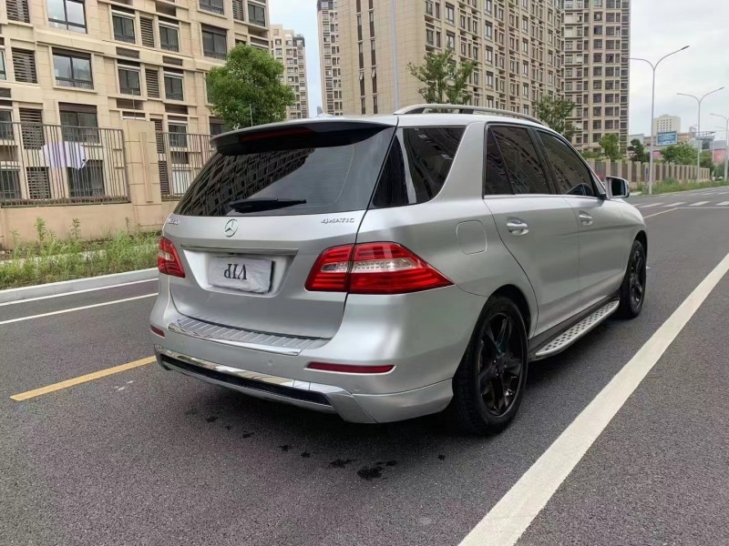 徐州13年奔驰ML3