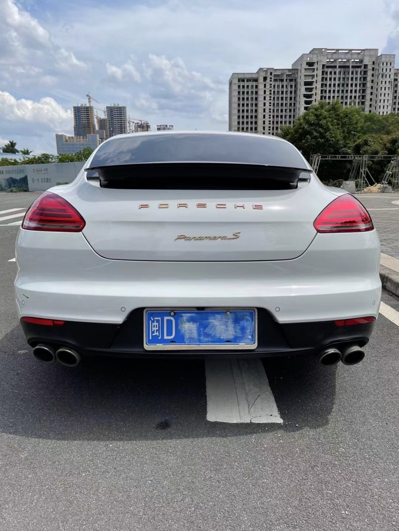 广州14年保时捷帕拉梅拉2