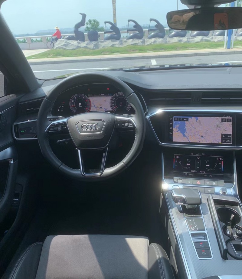 佛山19年奥迪A6L8