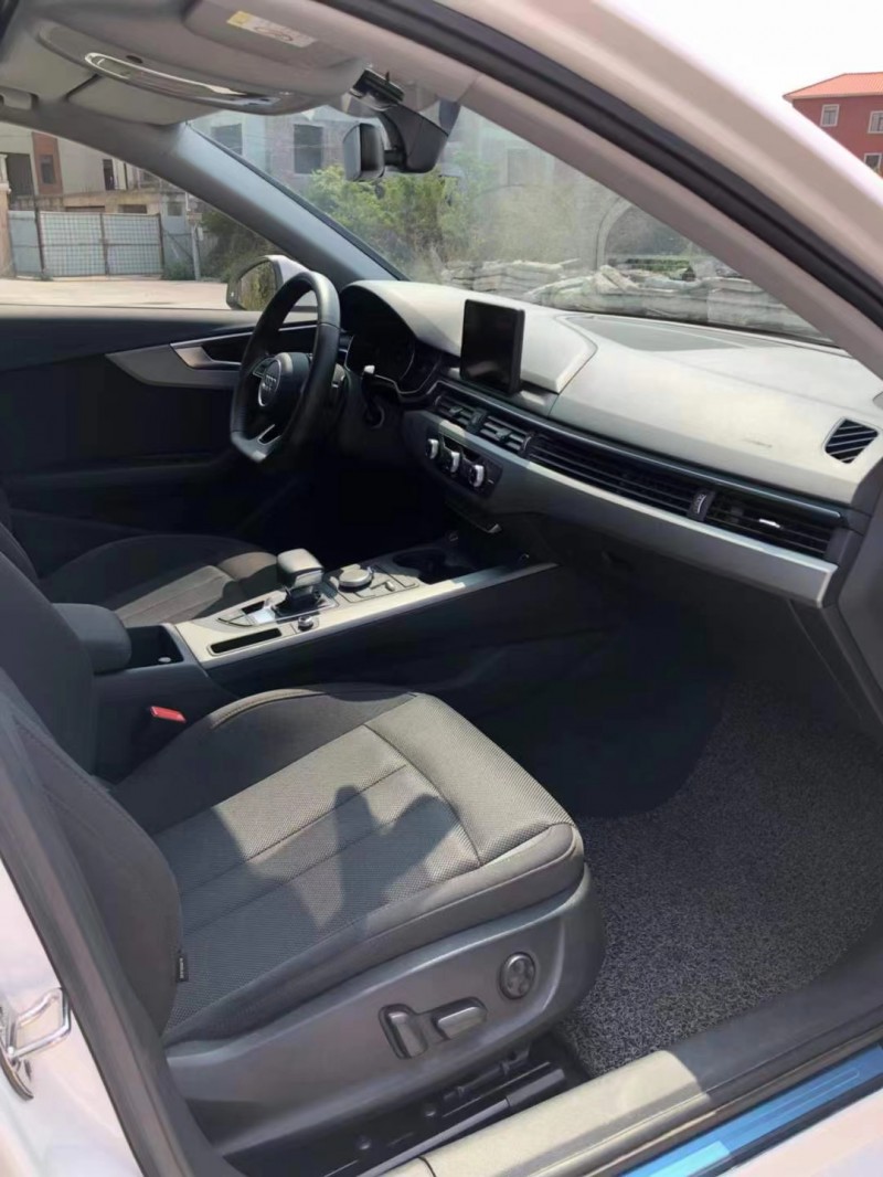 佛山19年奥迪A4L4