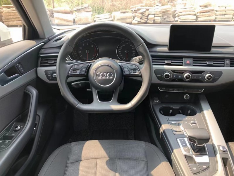 佛山19年奥迪A4L6