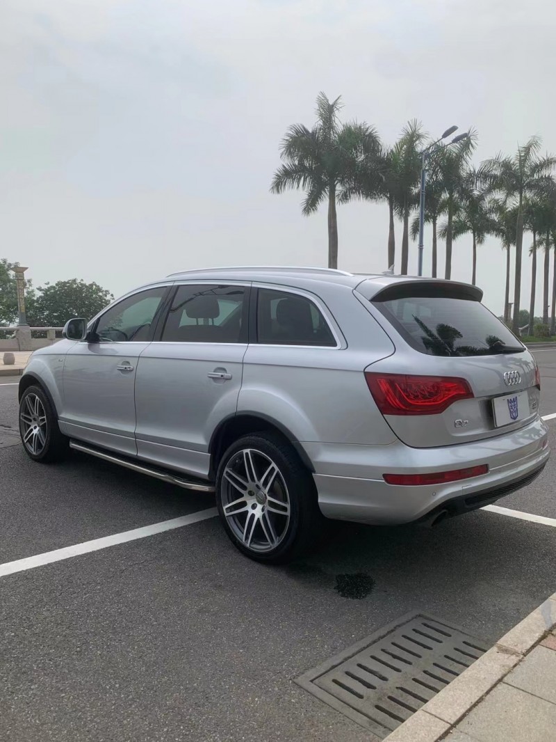 佛山10年奥迪Q75