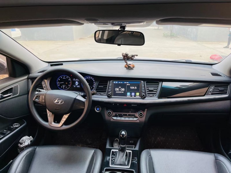 徐州17年现代名图3