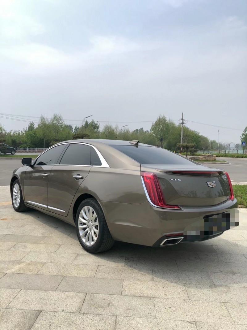 枣庄19年凯迪拉克XTS9