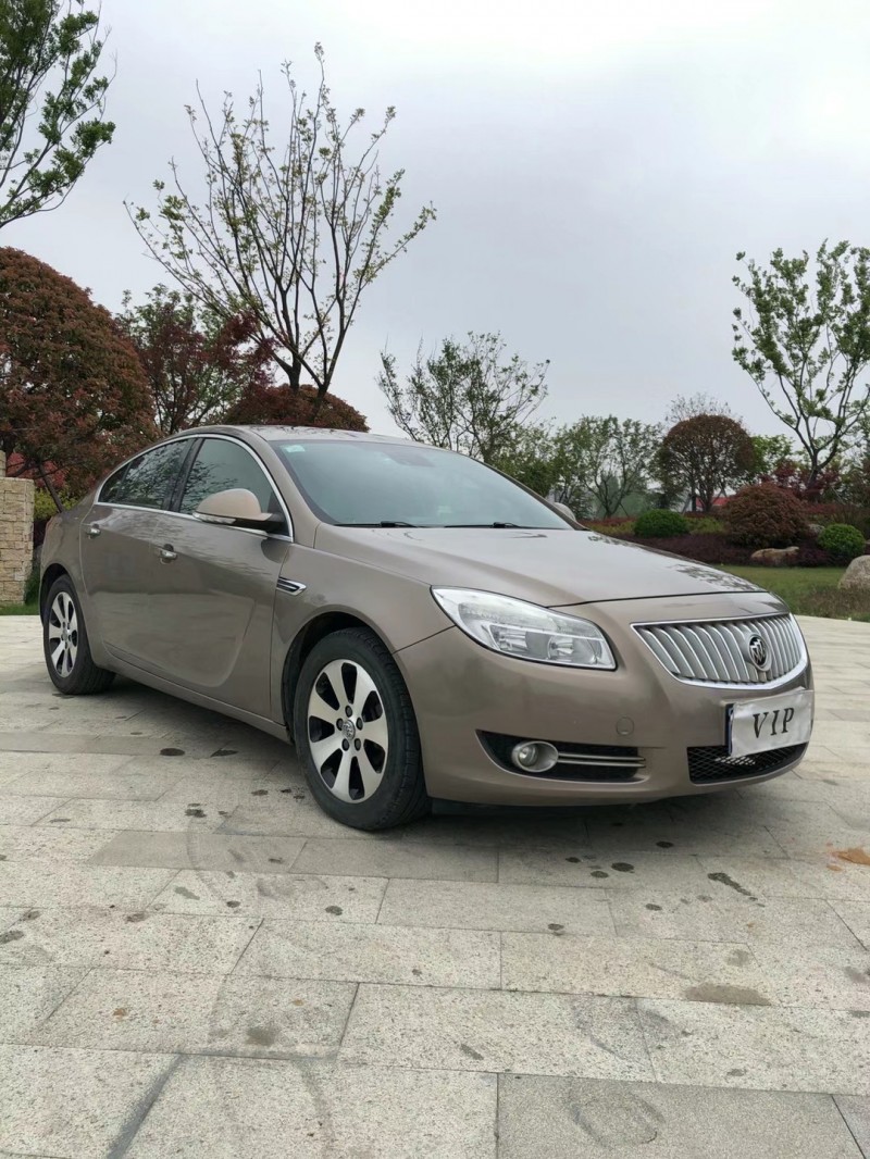 枣庄10年别克君威3