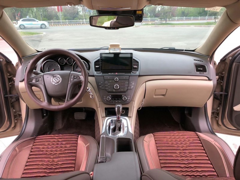 枣庄10年别克君威5