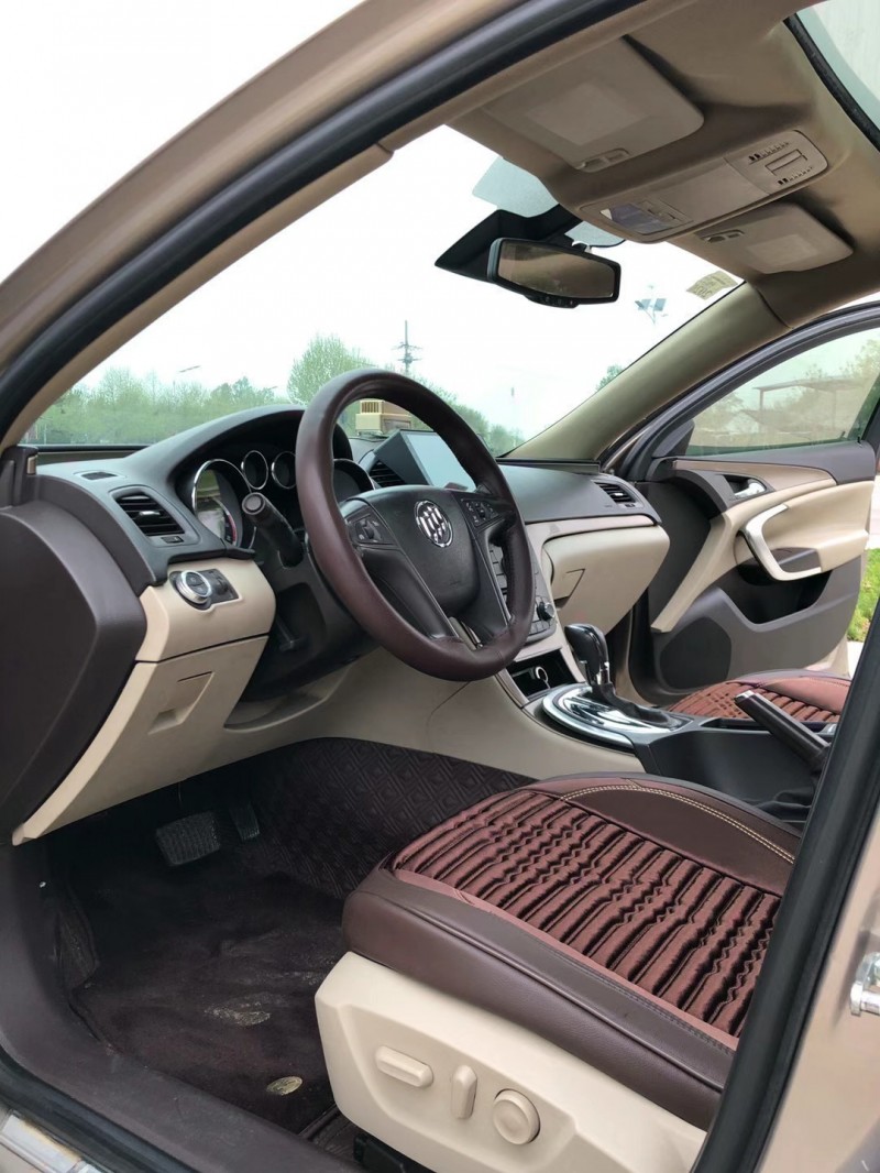 枣庄10年别克君威6