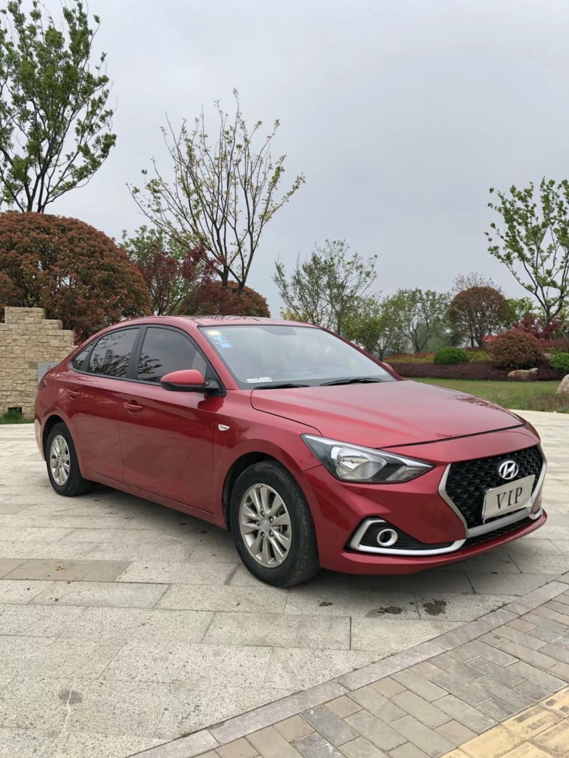 枣庄19年现代悦动3