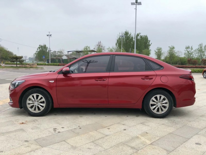 枣庄19年现代悦动7