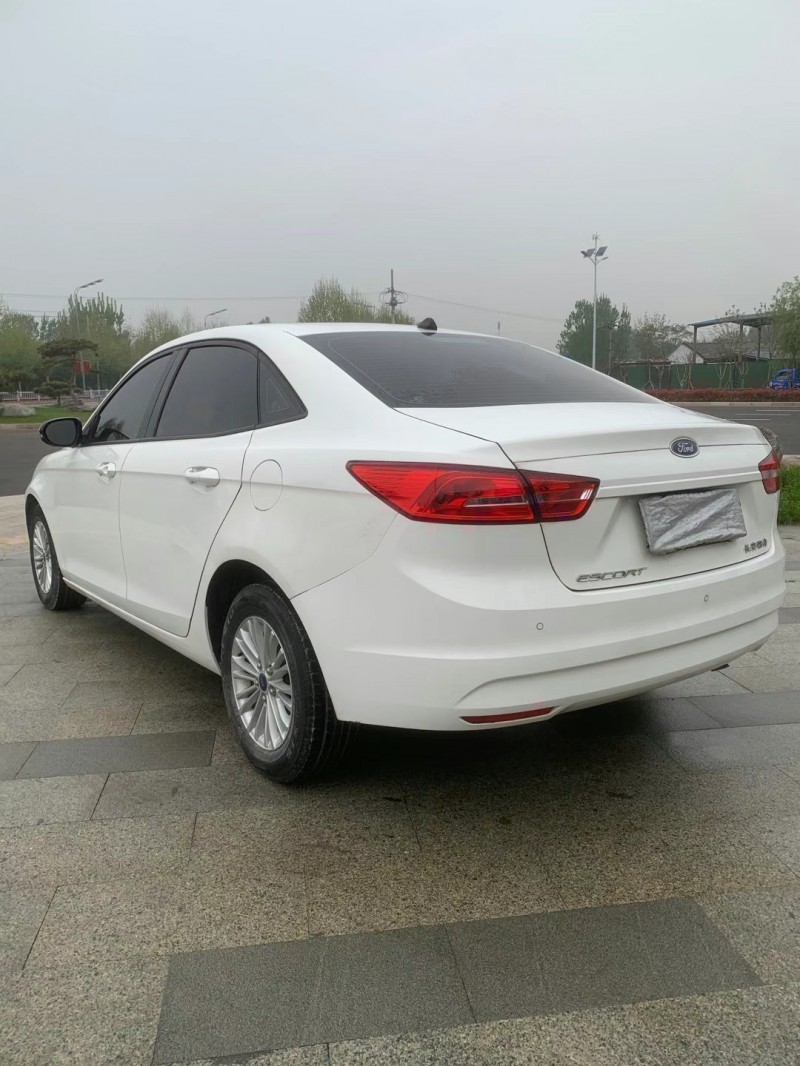 枣庄18年福特福睿斯8